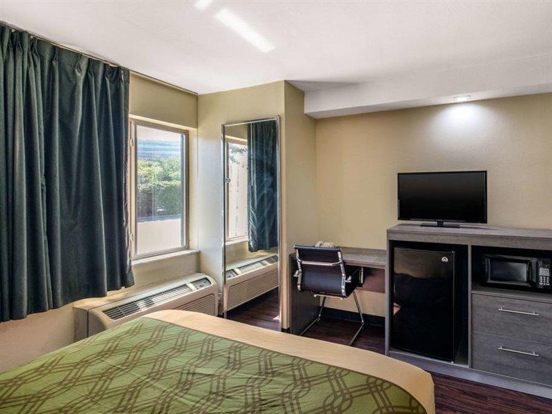 Quality Inn & Suites Richardson-Dallas Exteriör bild