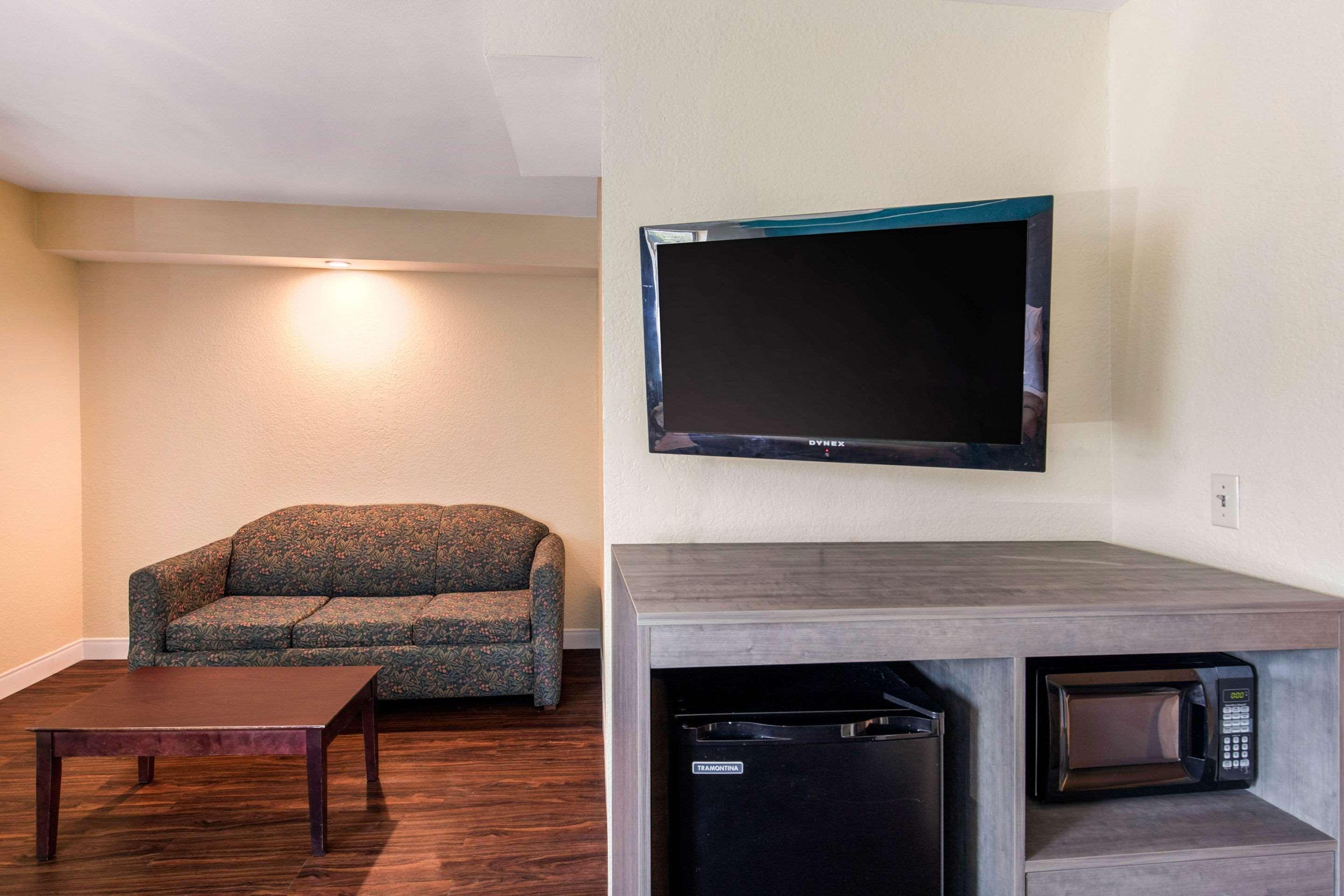 Quality Inn & Suites Richardson-Dallas Exteriör bild