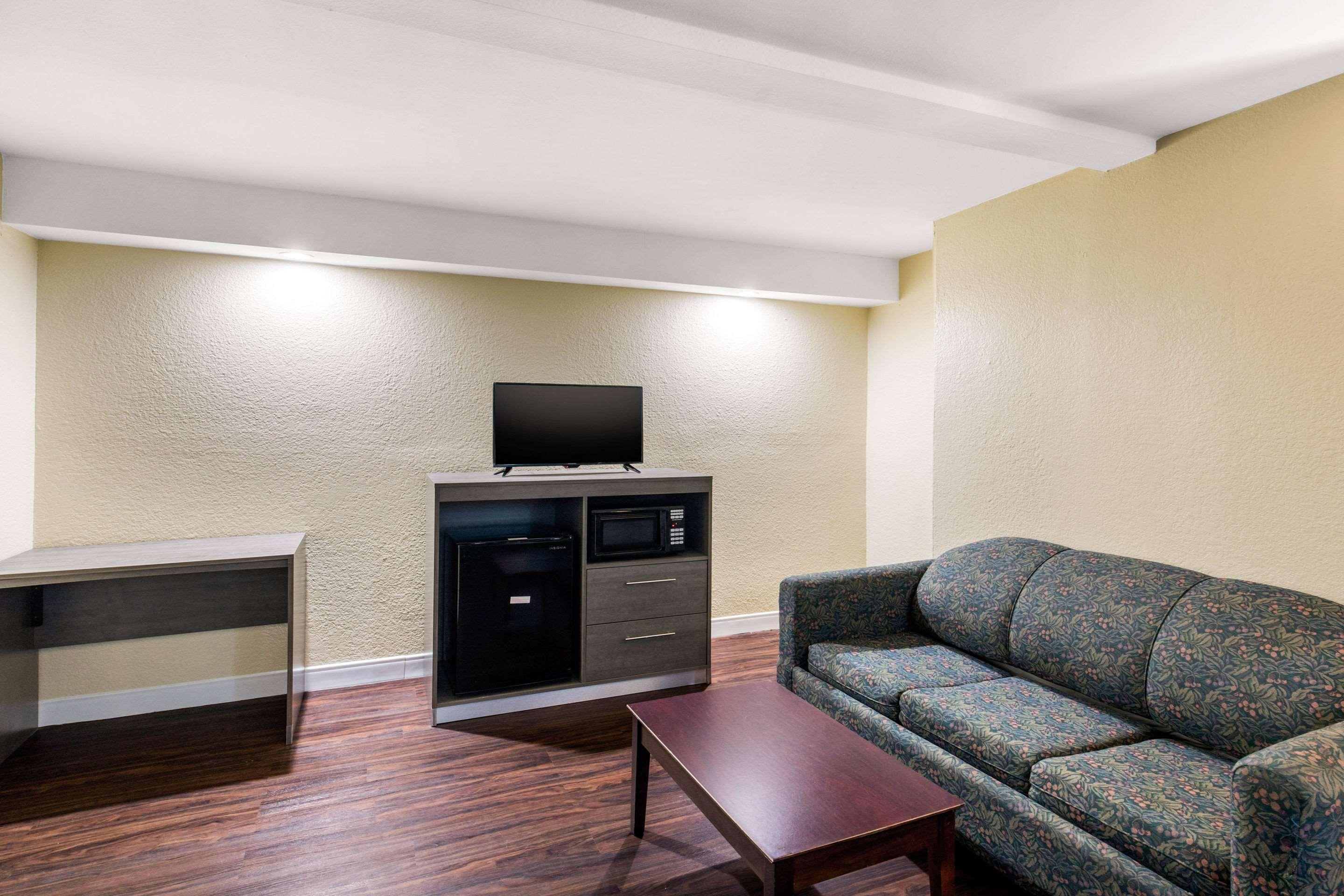 Quality Inn & Suites Richardson-Dallas Exteriör bild